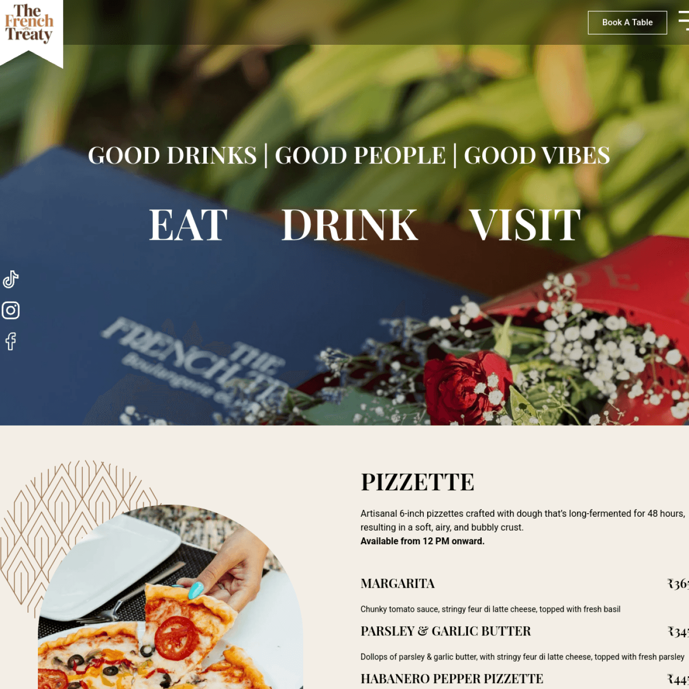 French cafe with menu, table booking and online ordering — screenshot 1